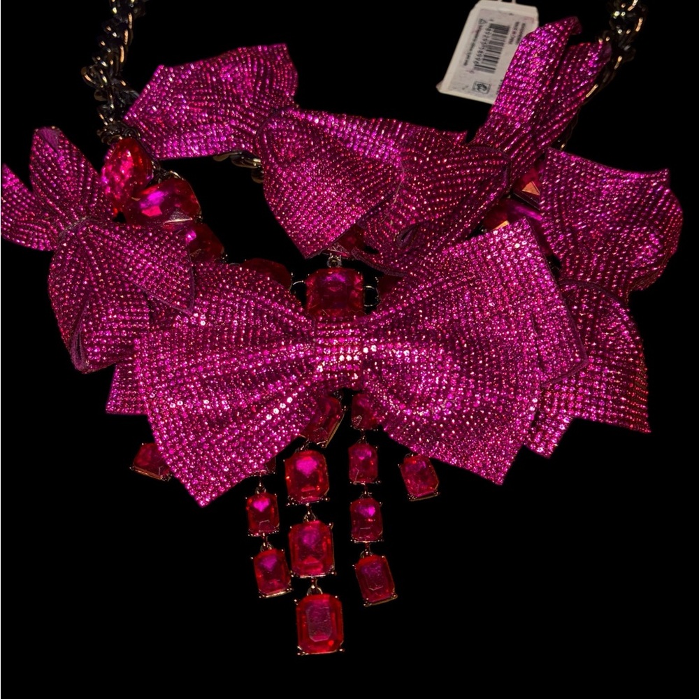 BETSEY JOHNSON SET Pink Pavé & Crystals Statement Bow Necklace & Earrings NWT - Picture 3 of 15